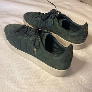 Mens Size 12 Adidas Green Suede Shoes